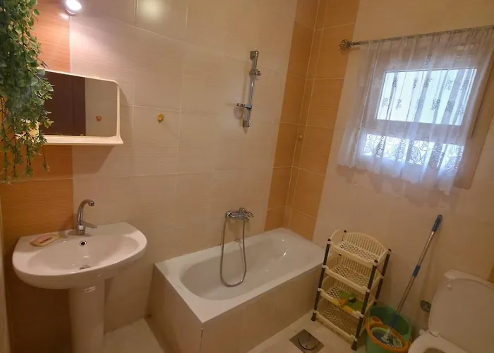 Apartment Your Quiet At Kauser *