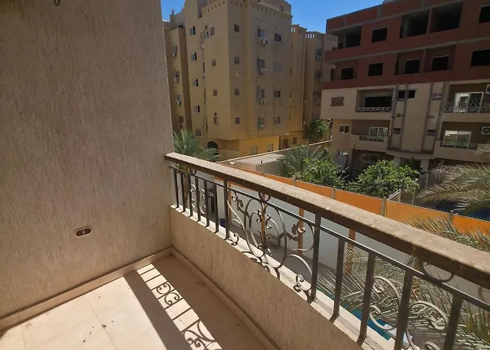 Your Quiet At Kauser Apartment